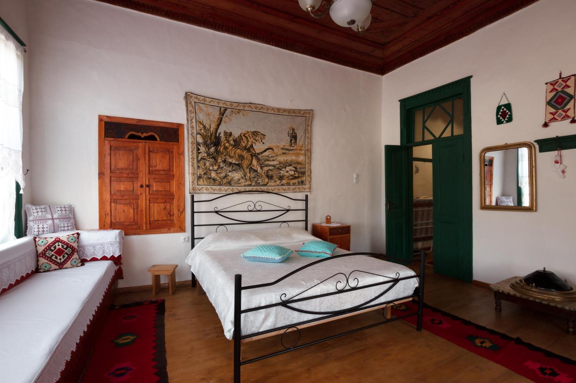 Guesthouse 1805 Gjirokaster Exterior photo
